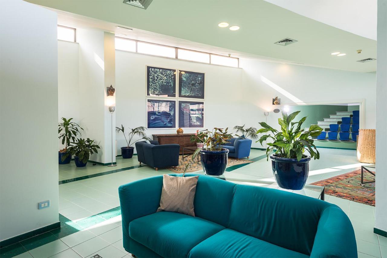 Rada Siri Hotel Montepaone Buitenkant foto