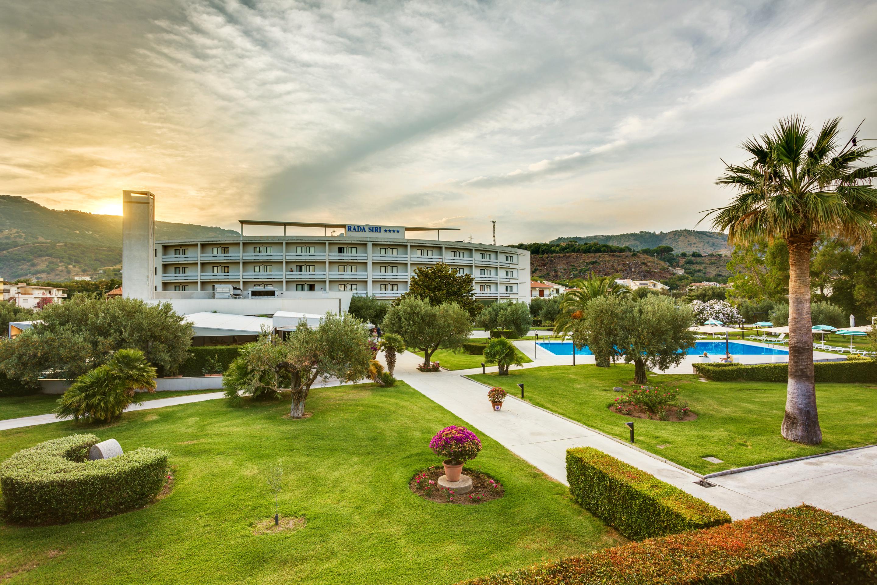 Rada Siri Hotel Montepaone Buitenkant foto